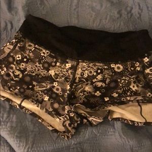 Lululemon speed short size 4